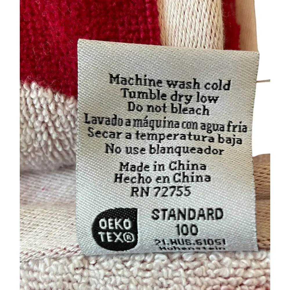 Kassafina Love Heart Lock & Key Bath Towel Set of 2 Red White Valentine XO NEW